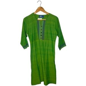Indian Kurta Green Tunic with Embroidered Collar and Cuffs | Small